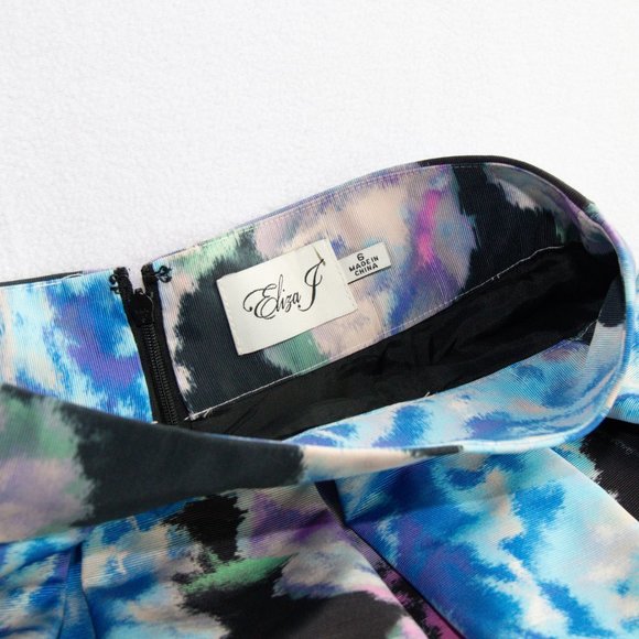 Eliza J Pleated Ball Skirt - Picture 3 of 4